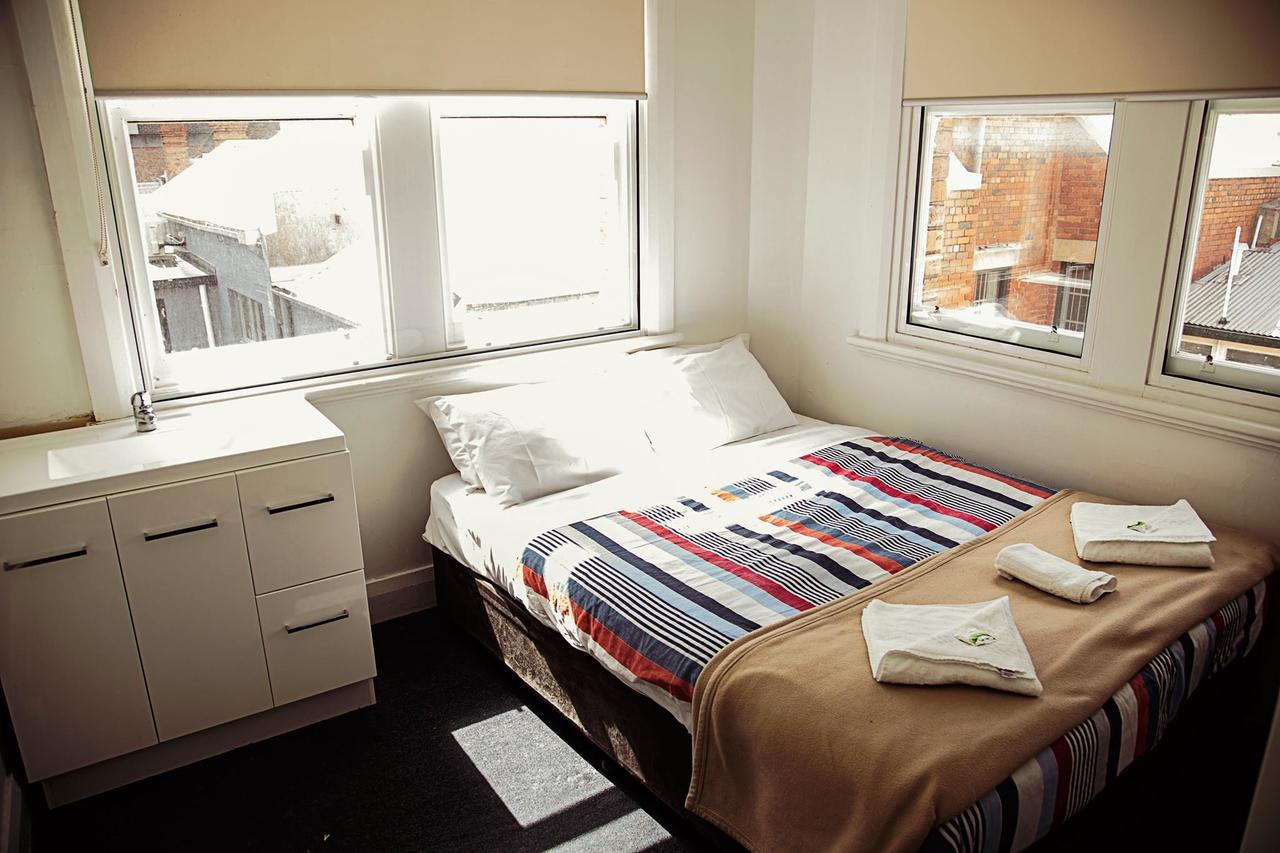 Tassie Backpackers At The Brunswick Hotel Хобарт Экстерьер фото